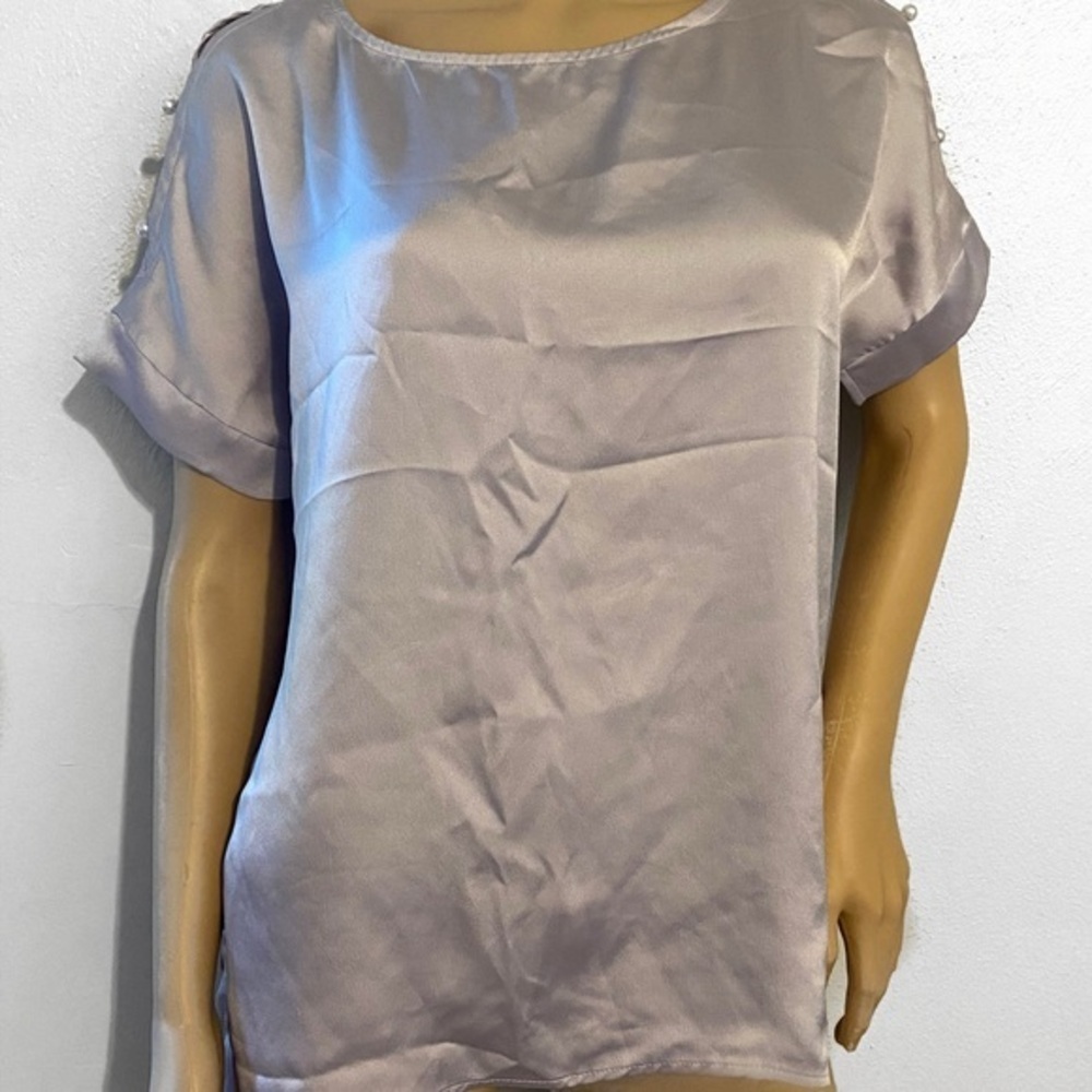 Maurices size M silky gray blouse top